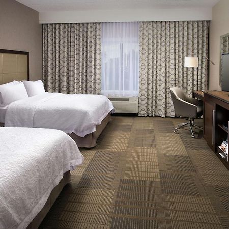 Hampton Inn & Suites Falls Church Eksteriør bilde